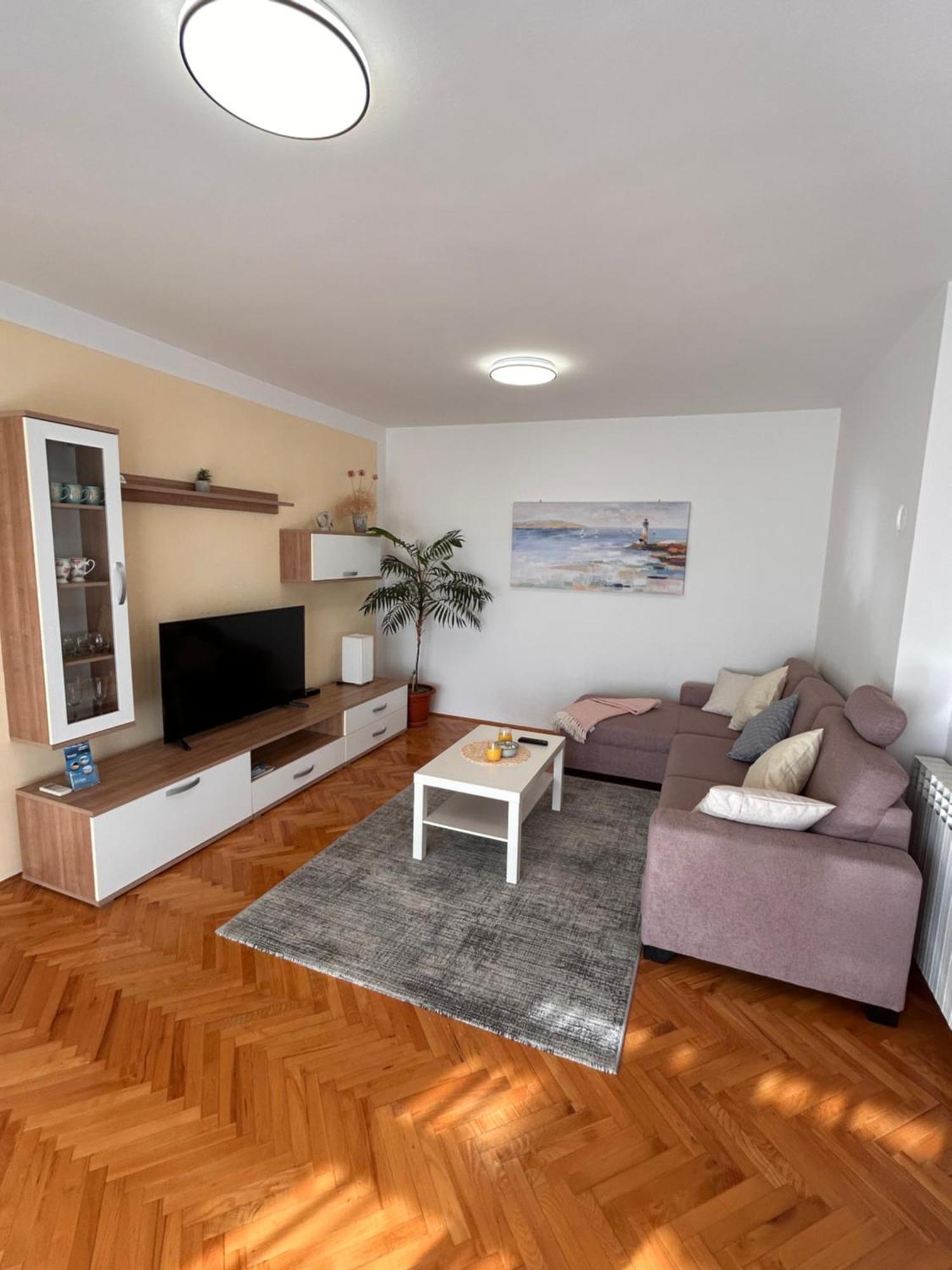 Apartments Marina 스베티필립아이자코브 외부 사진