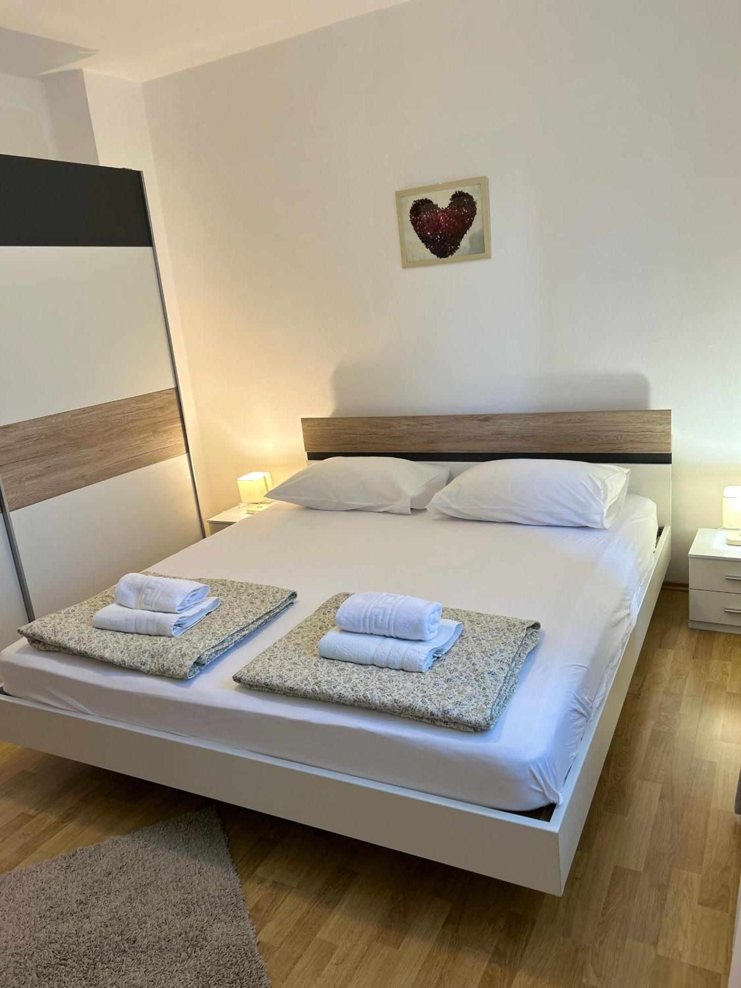 Apartments Marina 스베티필립아이자코브 외부 사진