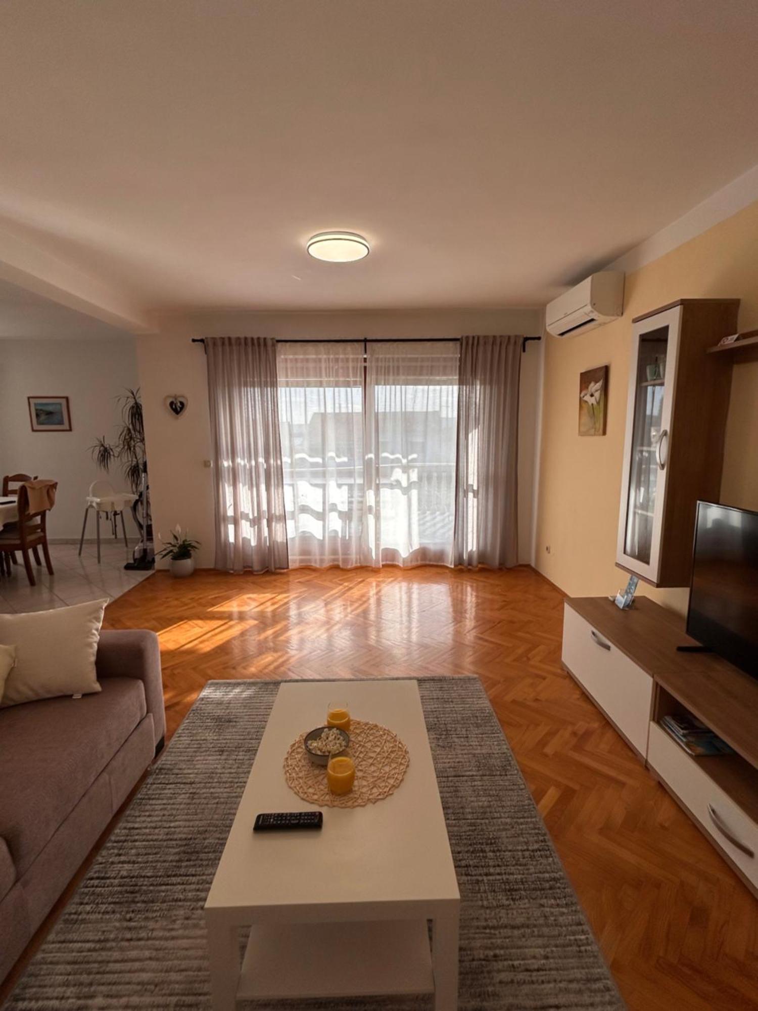 Apartments Marina 스베티필립아이자코브 외부 사진